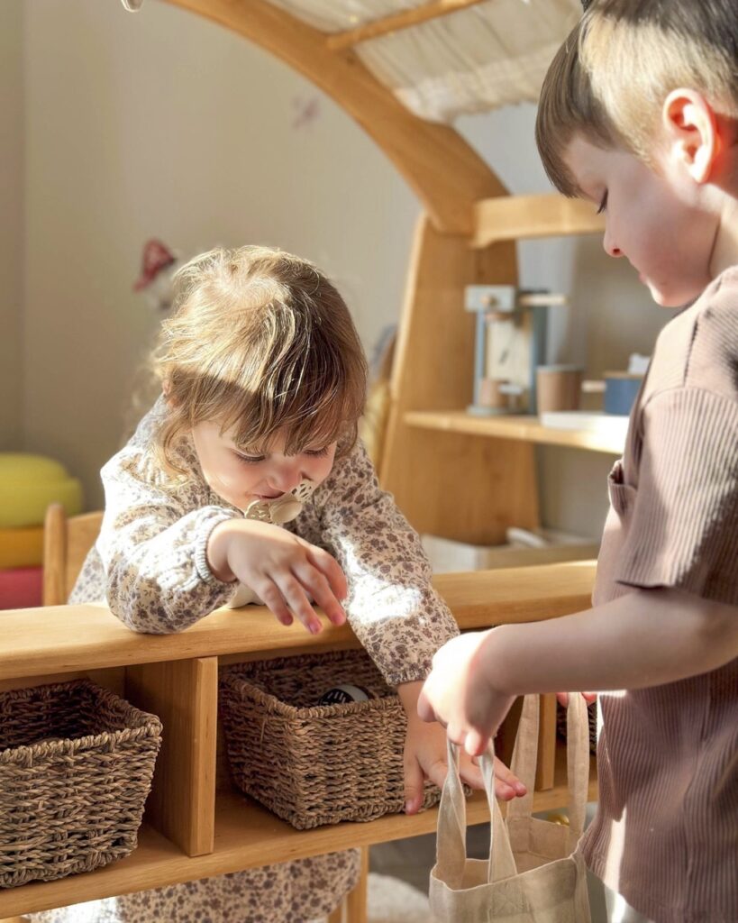 Ein kleines Reich für Kinder: das Spielhaus "Anna" von BioKinder